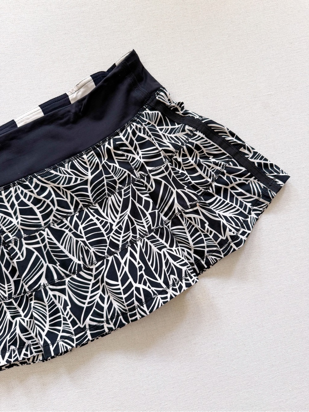 Lululemon Pace Setter Skort Palm Leaf Print 6